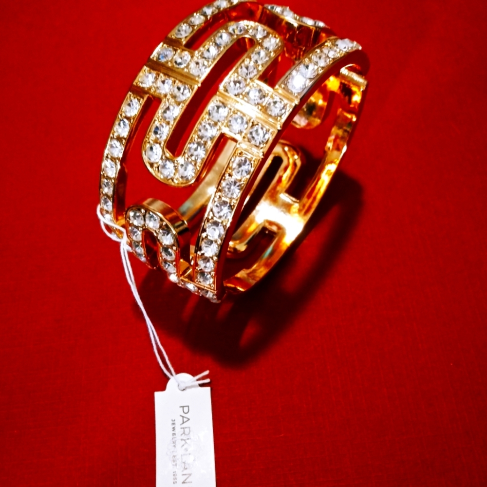 Bangle/Bracelet